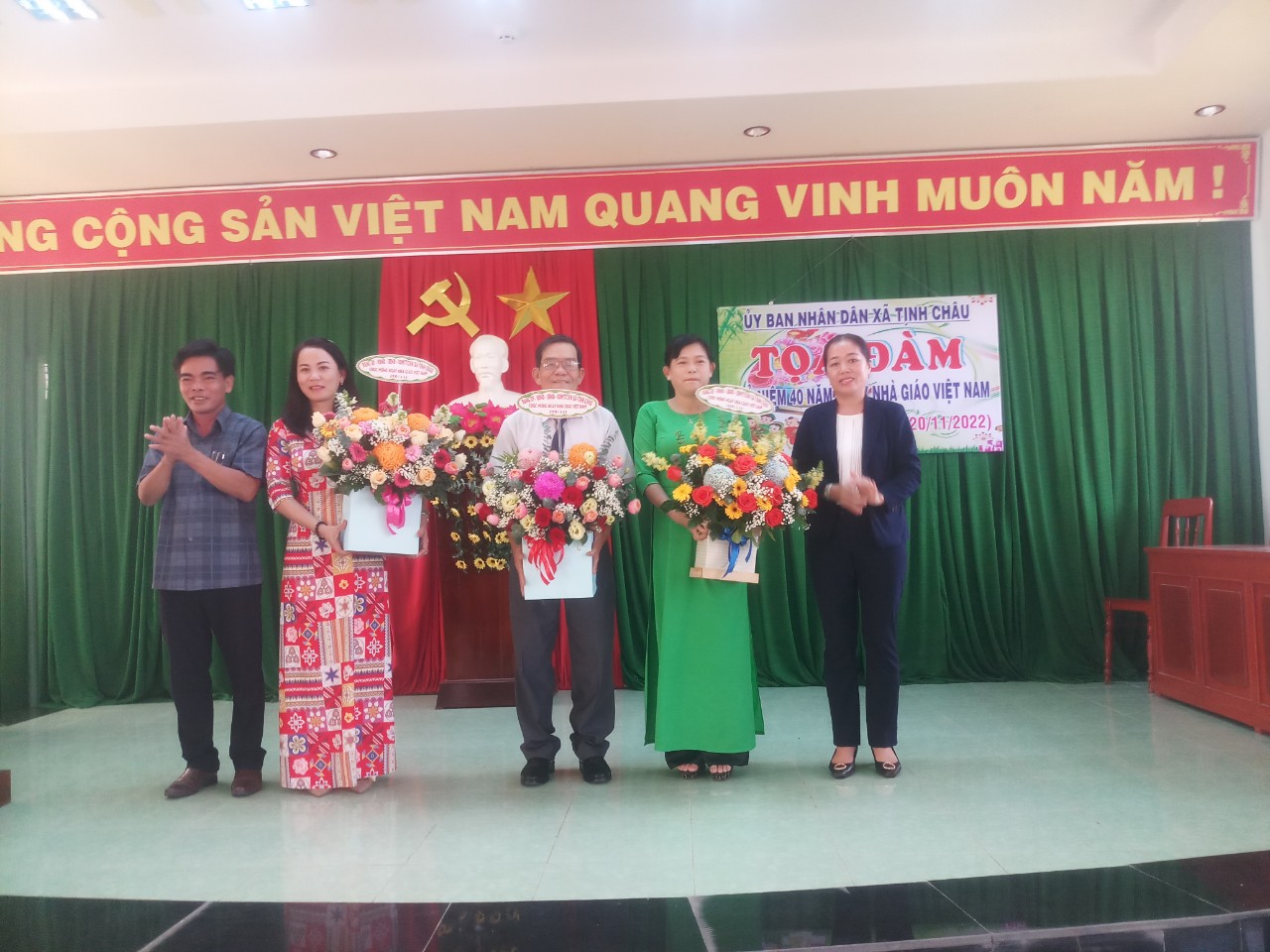 Tổ chức gặp mặt nhân kỷ niệm 40 năm ngày Nhà giáo Việt Nam 20/11