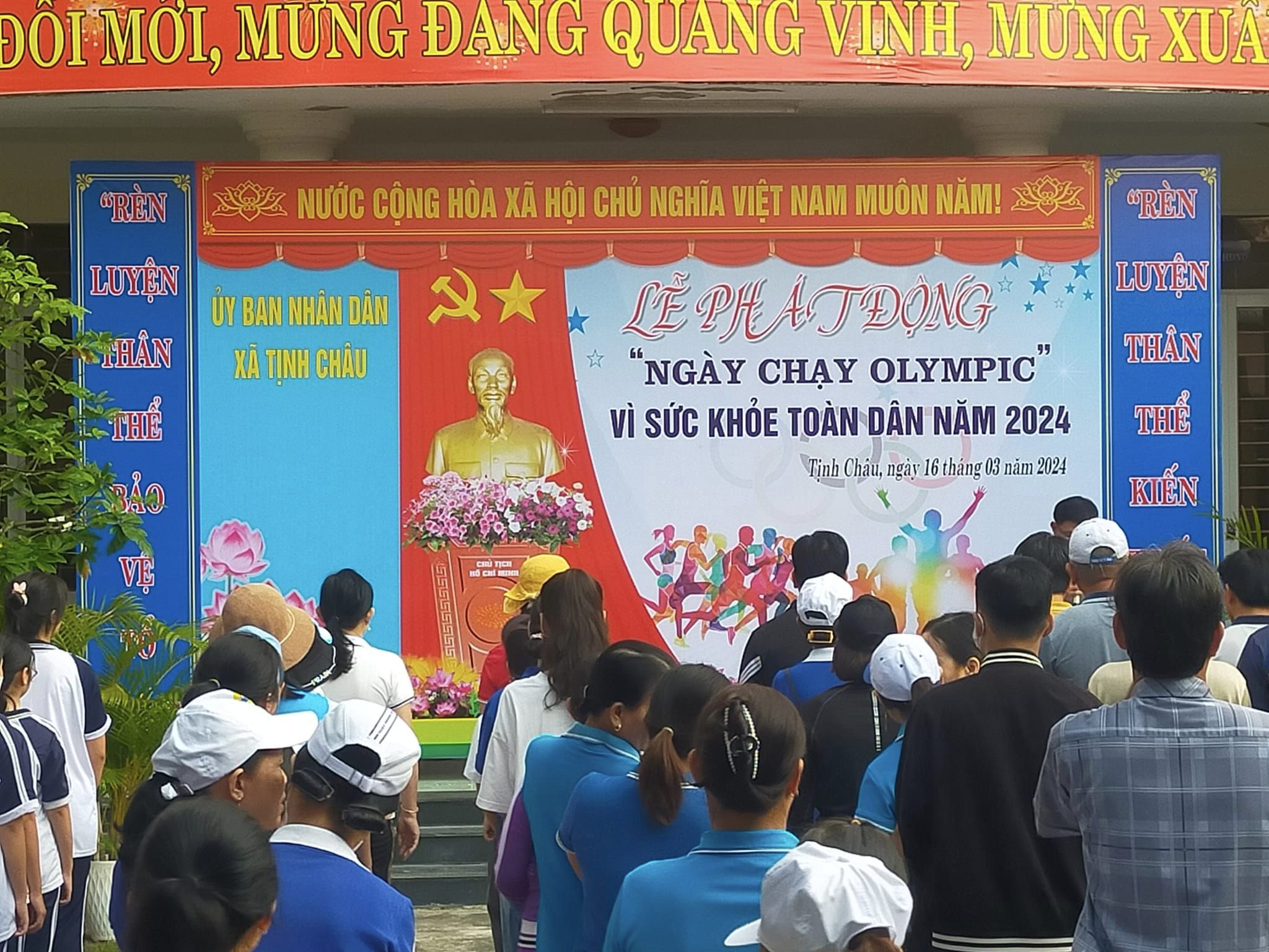 Xã Tịnh Châu tổ chức Ngày chạy Olympic vì sức khỏe toàn dân năm 2024